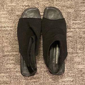 Donald Pliner 8.5M Dressy Sandal